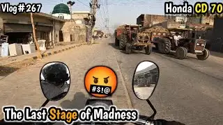 Look at the Madness of these Tractor Drivers|| Tractor Racing on Raiwind Road||Honda CD 70
