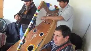 Al estilo Andahuaylino con los Miniponchos de Talavera.