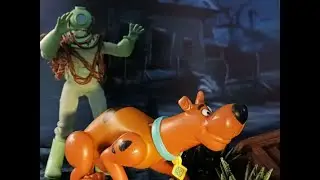 Using My New Airbrush to Paint a Custom Captain Cutler from Scooby-Doo