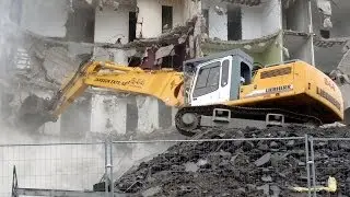 Liebherr R944 Demolition Excavator