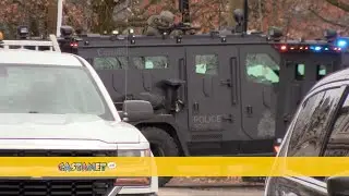 Королевская канадская конная полиция окружила дом в Келоуне.