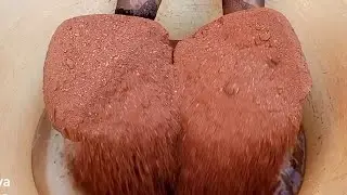 Dusty crunchy grainy Red dirt crumble dry on floor and water 💦💦💦 paste play Asmr 