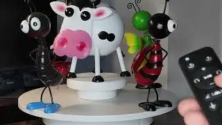 Best 360&deg; Motorized Rotating Display Stands in 2024!