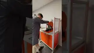 Des coupe &agrave; l'onglet pr&eacute;cise et rapide avec la scie &agrave; m&eacute;taux pendulaire MKAS 355. 🔥