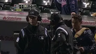 CIN@CHC: Umpires confirm a double in the 9th inning