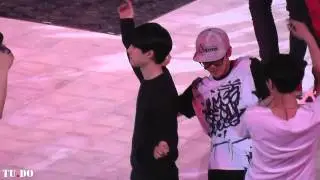 140405 Jacky Chan Love&Peace Concert Rehearsal- Wolf D.O. Focus