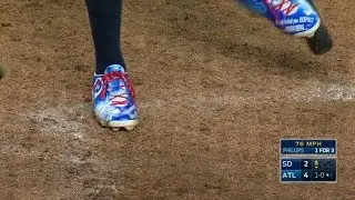 SD@ATL: Phillips sports Jackie Robinson-themed spikes