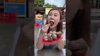 Direbus aja enak.. #mukbang #beach #mukbangseafoodpedas