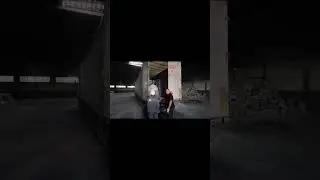 одна алюминиевая банка        позволяет просмотреть.         т.в. ещё 3 часа