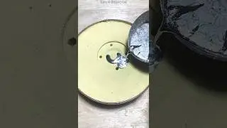 #pottery #sand #metal #art #cake #satisfying #shorts 144 صناعة صب المعادن