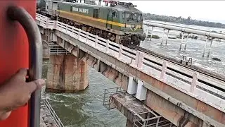 🚂Hampi Express & Crude Oil Train Cross Tungabhadra River🙅Bridge 🌉 Huligemma Temple/TB Dam🌊 Release