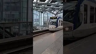 Tram at Den Haag Centraal Station.  The Hague, The Netherlands 🇳🇱