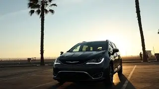 2017 Chrysler Pacifica Hybrid Running Footage