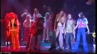 Lars Oliver Bangsholt Jensen singing 