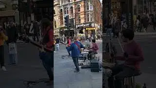 Лондон. Живая музыка у метро. London.  Live music near the underground.