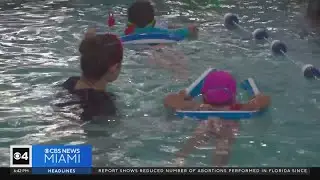 Teen swim instructors take advantage of new Florida labor laws allowing more work hours