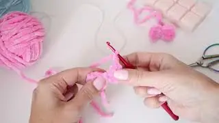 Adorable Crochet Bow Tutorial: The Easiest Way to Make Your Toys Cuter! 🎀