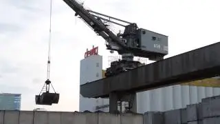 Порт кран Mohr Год постройки 1976 разгрузки судна угля