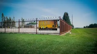 Debs Outback Storage Comercial