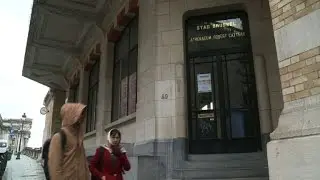 Brussels schools, metro stay closed as terror alert extended