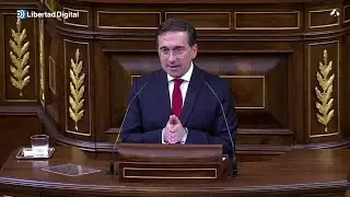 El ridículo de Albares en el Congreso en su defensa de Venezuela contra Trump