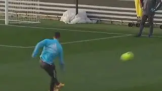 Eden Hazard Rabona in training 🔥