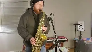 Auld Lang Syne -- Rod Stewart -- Saxophone