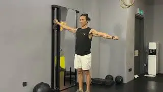 Single Arm Cable Rear Delt Fly