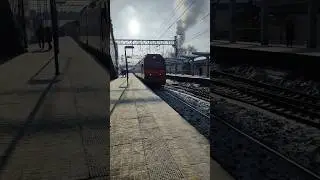 2ЭС6 - 698 с грузовым поездом проследует ст. Щербинка. #мжд #2эс6 #железнаядорога #railway #yt