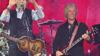 Paul McCartney - Sgt. Pepper's Lonely Hearts Club Band & Helter Skelter (The Beatles songs) LIVE 4K