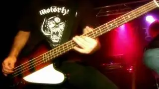 Talking Metal Jam - Motley Crue's Looks That Kill