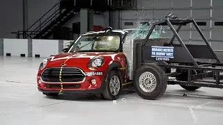 2016 Mini Cooper side IIHS crash test