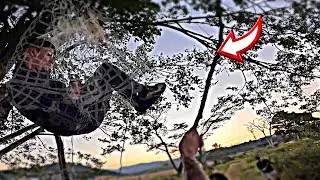 CA&Iacute; NA EMBOSCADA DO TRA&Iacute;RA 