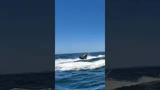Yamaha FX LIMITED SVHO going crazy in rough waters