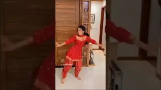 Jhanjhar 💃🏻 #trendingshorts #outfitideas #bhangrasongs #lovebhangra
