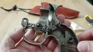 Internal workings of the vintage Hubley Texan Junior toy cap gun