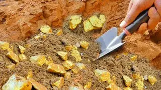 Amazing Gift Of Nature, Hunter Found a lot big gold under stone near river-Mining gold