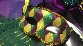 Mardi Gras Tablescape 2020 #mardigrastablescape2020