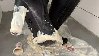 ASMR heels boots crush yoghurts #heels #crushboots #heelscrush #crushheels #crush #boots #bootscrush