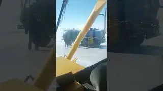 На зимнике кипит работа!