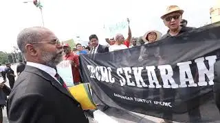 Pro IPCMC group protest outside Parliament