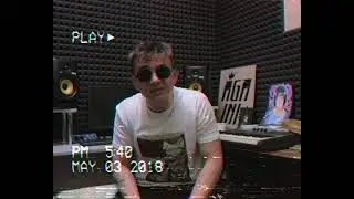 9xa - NEWSCHOOL DISS