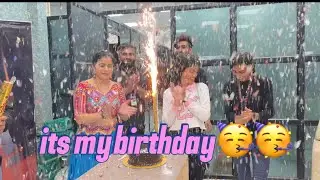 my birthday 🍭🥳yashu sain🥳 #viralvideo #birthday #vlogger #vlog #famouspeople #like