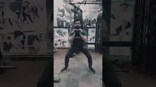 squat #motivation #fitneess #gymworkout #viralvideo #shorts #short #viral #viralvideo #gym #workout