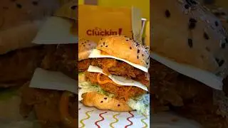 Free burger 🍔 in📍Andheri 😳