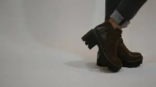 Botines con plataforma burdeo