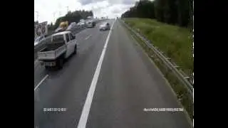 Unfall auf der A5 bei Alsfeld/M&uuml;cke 25. Juli 2014