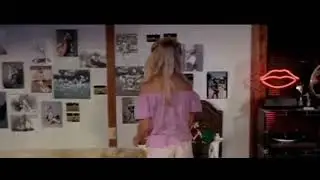 Hot College girl farts