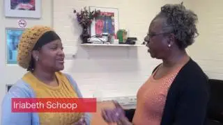 Feestelijk bezoek Peggy Wijntuin aan stichting Mara