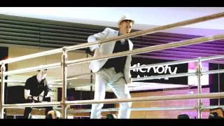 ExtravaDansa.net: Fashion Show in the AIR